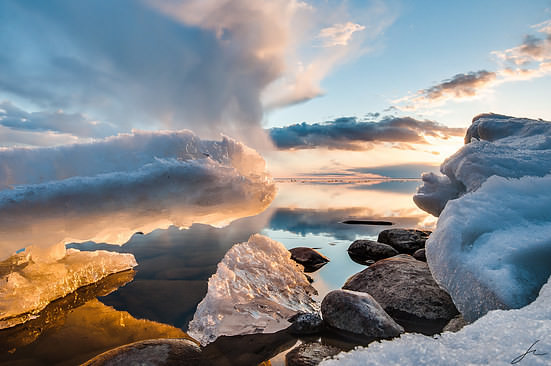 The ice tide on Vänern from 2013, photographed at Hindens Rev