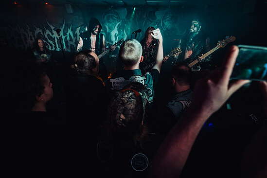 Voodos, Mangelfest 2035, Fredagsmangel